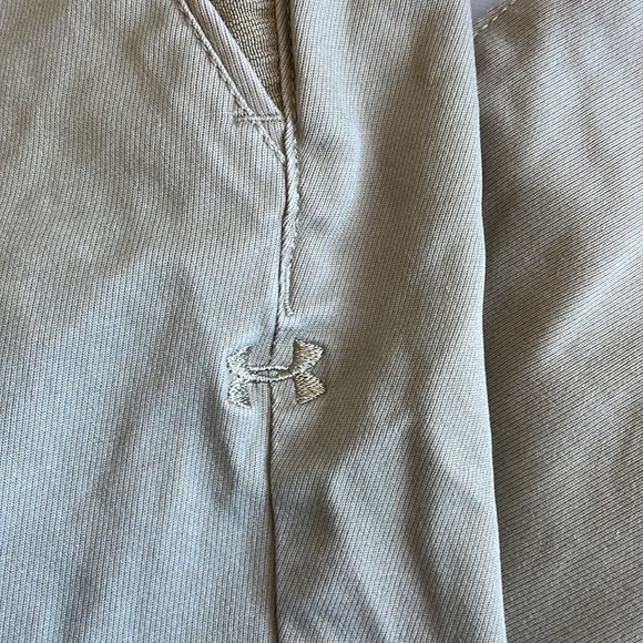 Under Armour Khaki Pants 32 x 30 - Picture 4 of 7